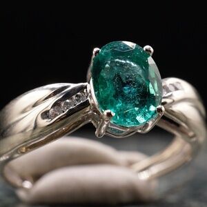 Stunning .78ct AAA Natural Emerald and Diamond Ring 14k Solid White Gold Size 8